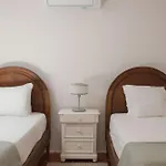 Sunny 3-bedroom Sao Bento ליסבון
