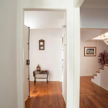 Sunny 3-bedroom Sao Bento * ליסבון