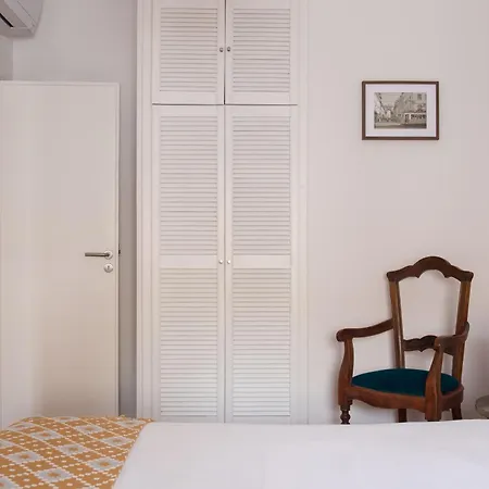 Sunny 3-bedroom São Bento * Lisboa