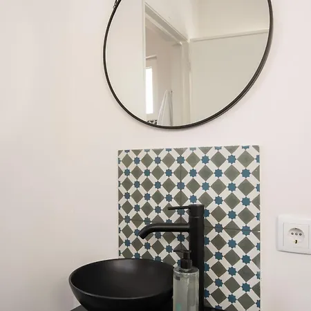 Sunny 3-bedroom Sao Bento شقة Lisboa