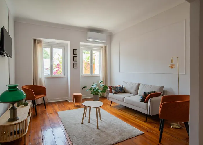 Sunny 3-bedroom Sao Bento